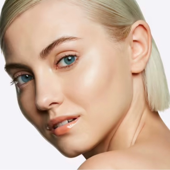 MAC Prep + Prime Fix + Finishing Mist - Picture 11 of 13